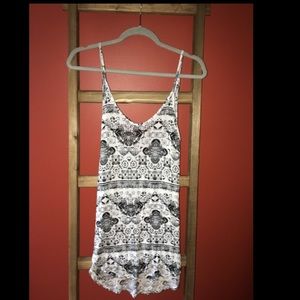 Simple black and white tank top